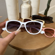 Load image into Gallery viewer, The Kat Sunnies
